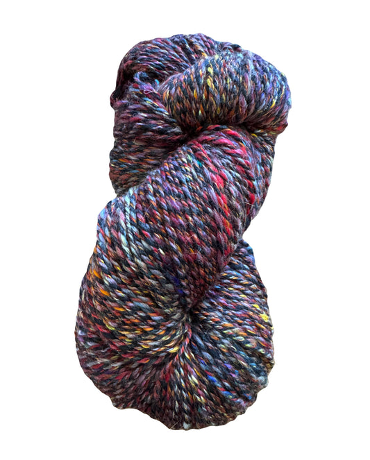 Handspun Yarn. Hand dyed. Merino, Bamboo and Various Wools. Worsted weight. 441yards